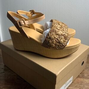 Chocolat Blu Yizzy Toast Raffia NWT Women's size 8.5